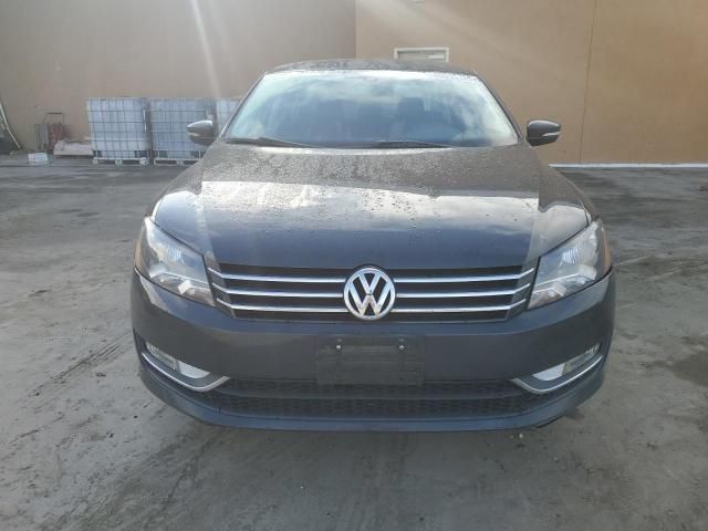 2015 Volkswagen Passat SE