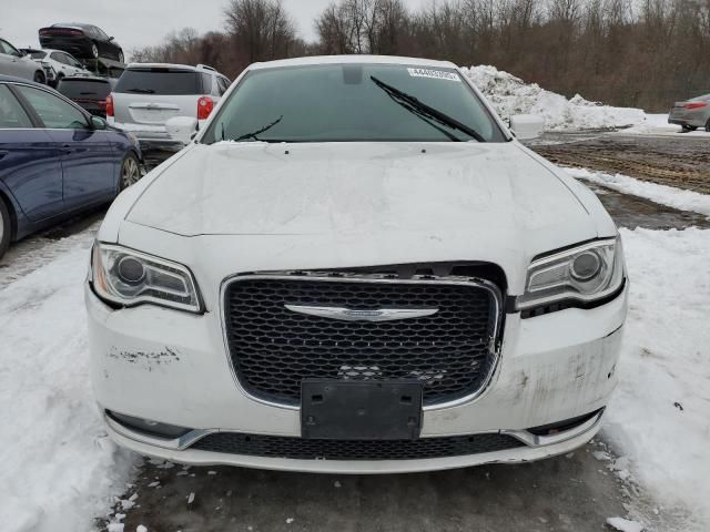 2016 Chrysler 300 Limited