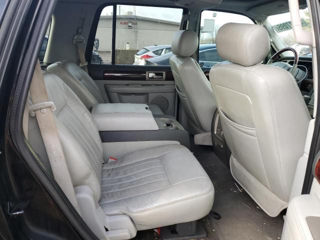 2004 Lincoln Navigator