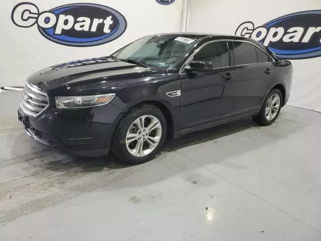 2019 Ford Taurus SEL