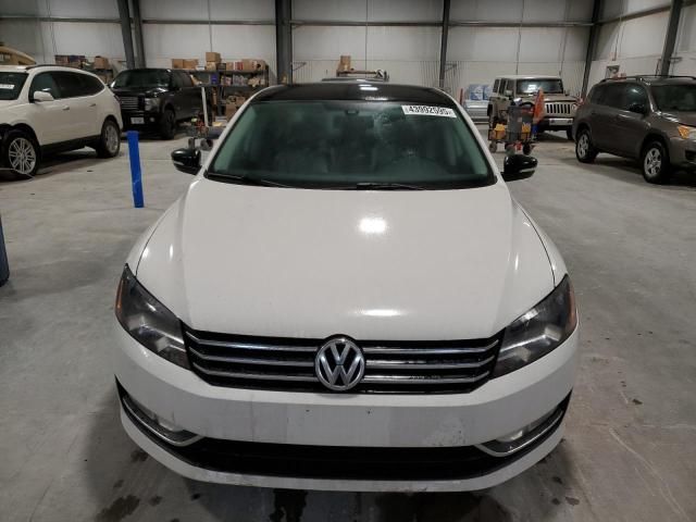 2015 Volkswagen Passat SE