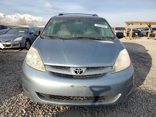 2007 Toyota Sienna CE