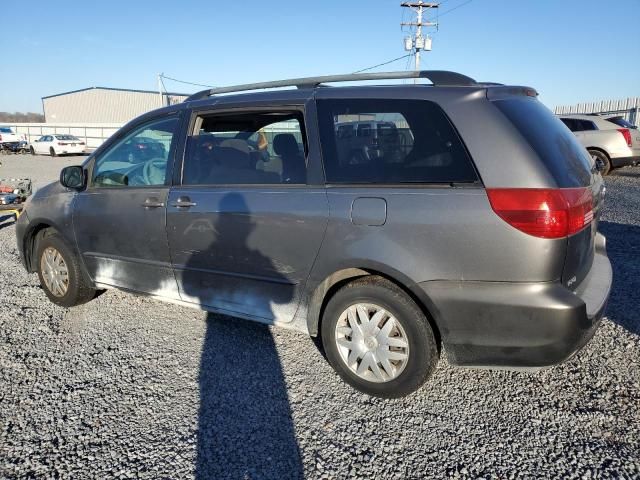 2005 Toyota Sienna CE