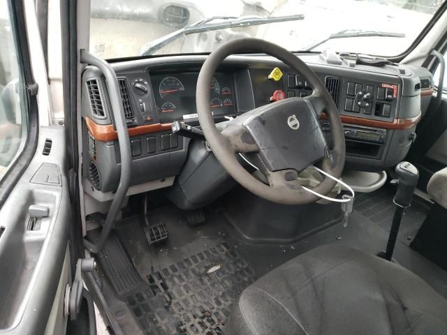 2007 Volvo VN VNL