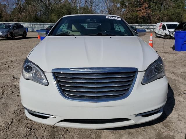 2012 Chrysler 200 Limited