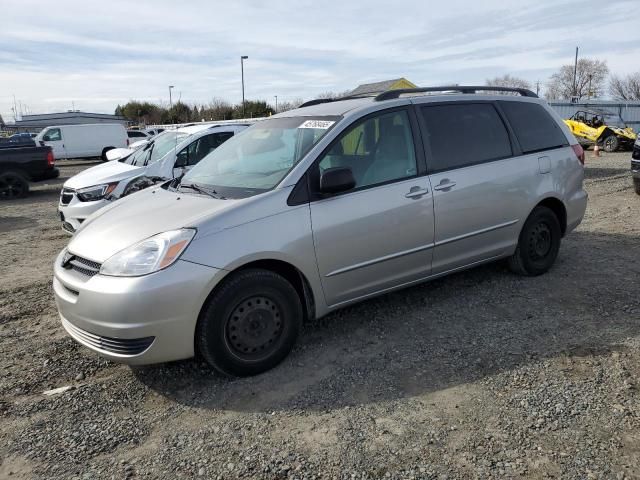 2005 Toyota Sienna CE