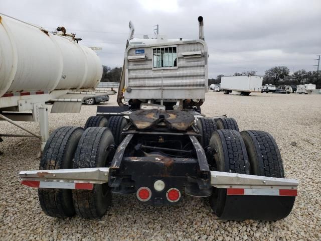 2015 Freightliner 122SD