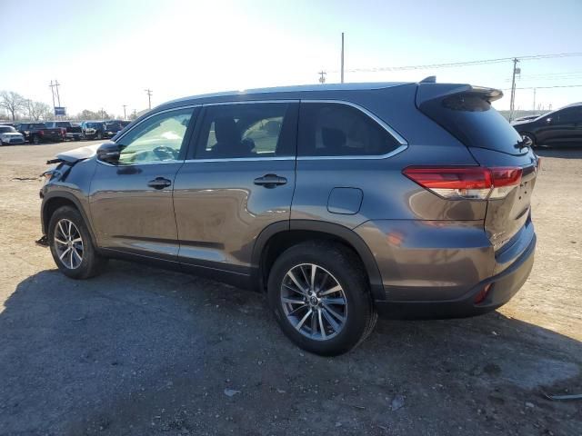 2018 Toyota Highlander SE