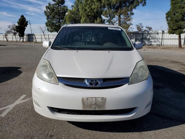 2007 Toyota Sienna XLE