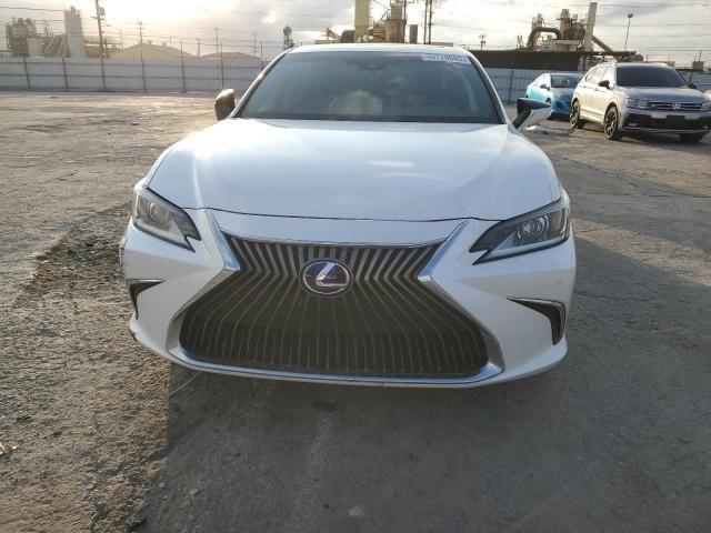 2021 Lexus ES 300H