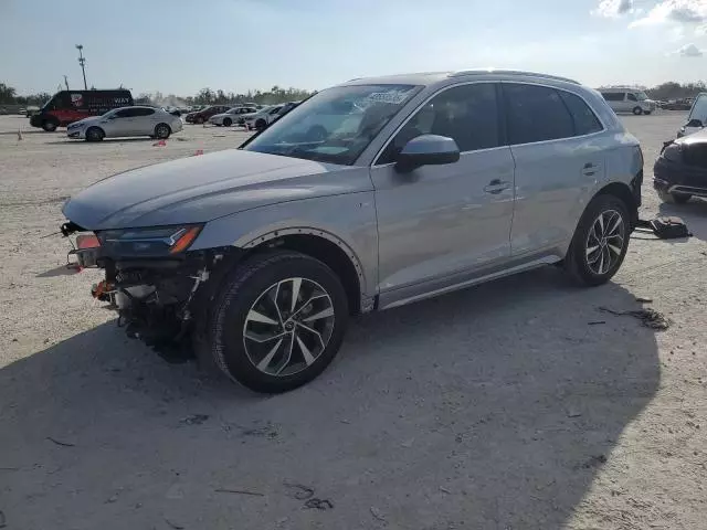 2022 Audi Q5 Premium Plus 45