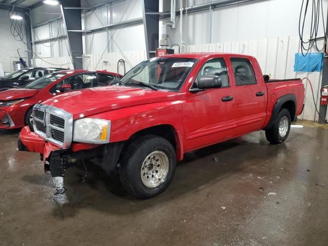 2005 Dodge Dakota Quad SLT