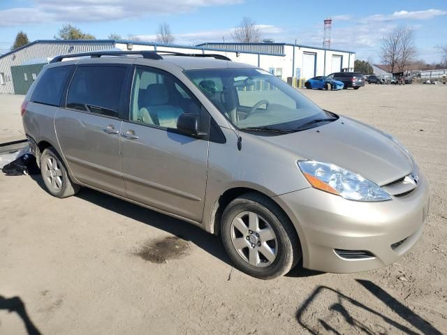 2010 Toyota Sienna CE