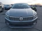 2017 Volkswagen Passat SEL Premium