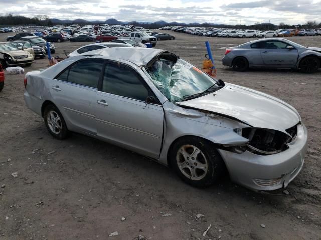 2005 Toyota Camry LE