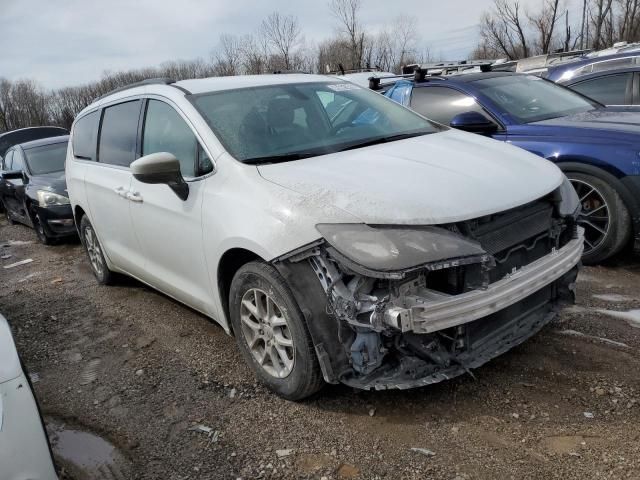 2021 Chrysler Voyager LXI