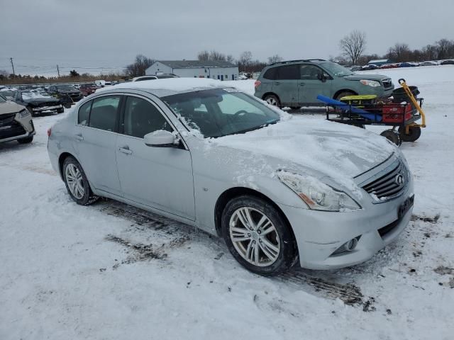 2015 Infiniti Q40