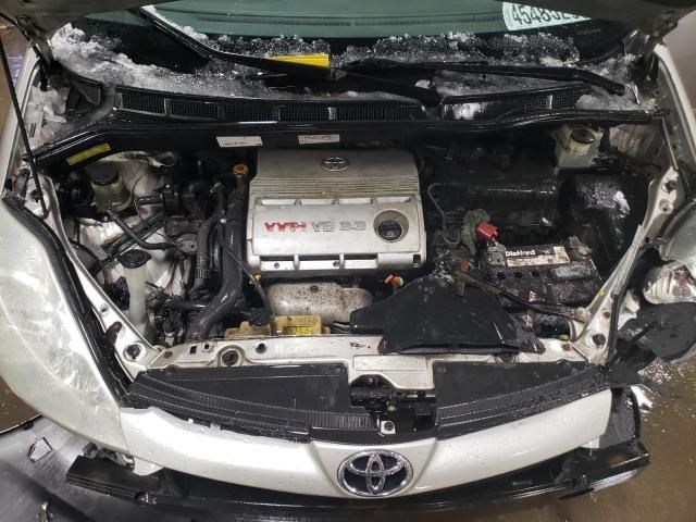 2006 Toyota Sienna XLE