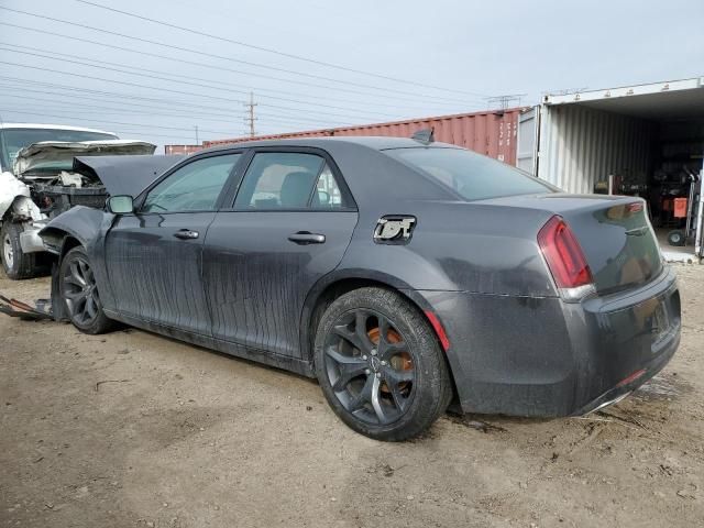 2020 Chrysler 300 Touring