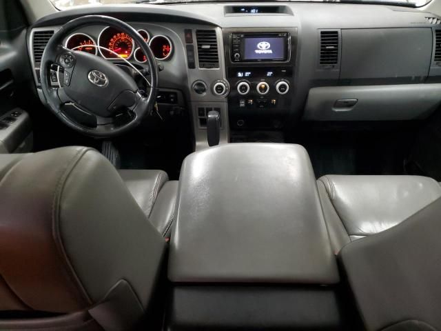 2013 Toyota Sequoia SR5