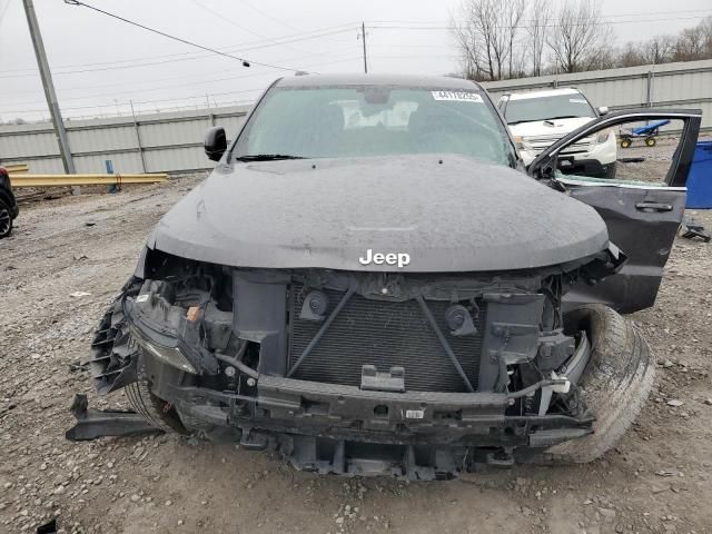 2020 Jeep Grand Cherokee Laredo