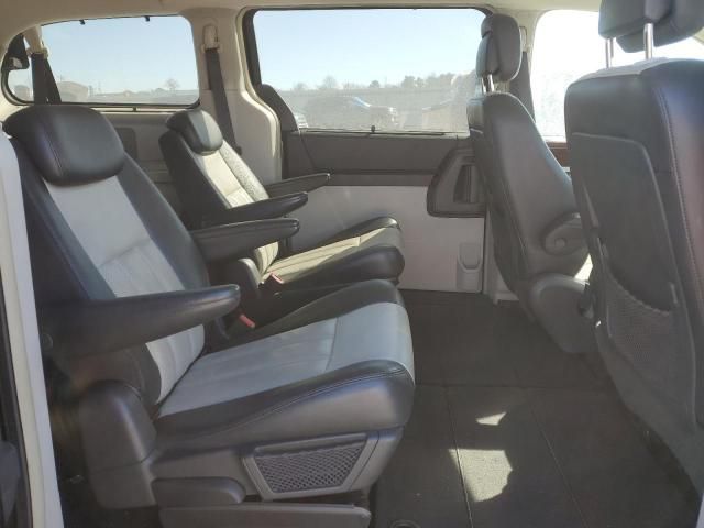 2010 Chrysler Town & Country Touring Plus