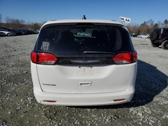 2023 Chrysler Voyager LX