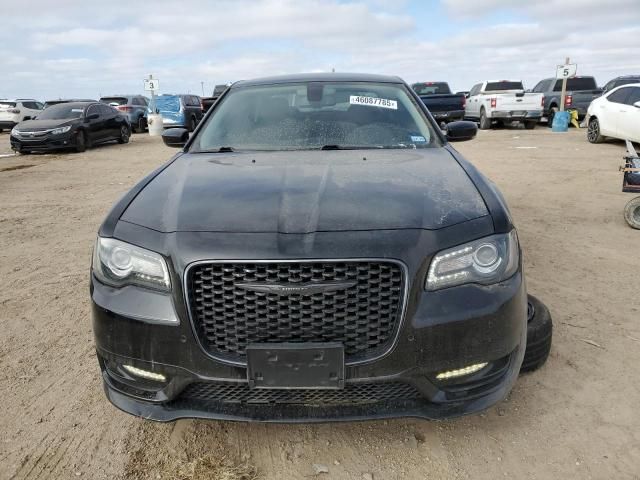 2023 Chrysler 300 Touring L