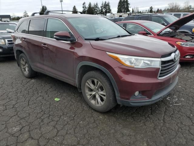 2016 Toyota Highlander LE