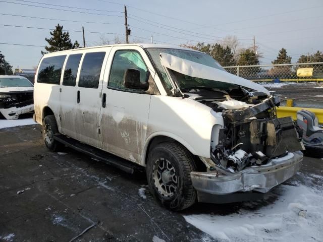 2017 Chevrolet Express G2500 LT