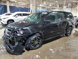 Salvage cars for sale at Woodhaven, MI auction: 2015 Dodge Grand Caravan SE