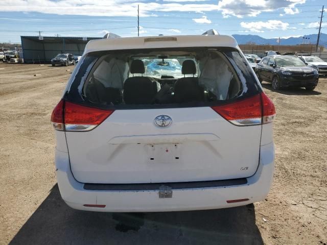 2014 Toyota Sienna LE