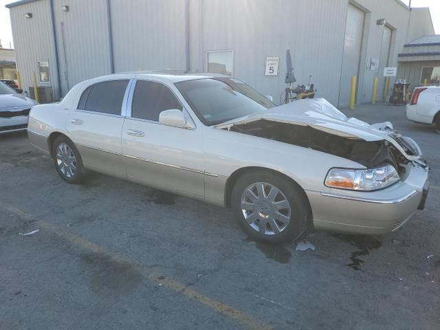 2004 Lincoln Town Car Ultimate