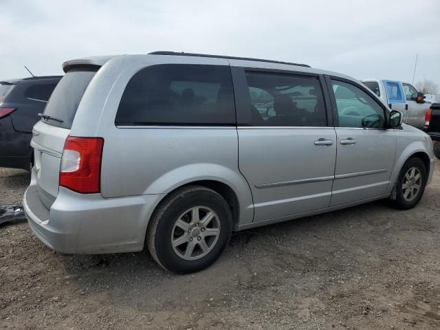 2012 Chrysler Town & Country Touring L