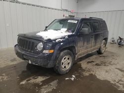 Carros salvage sin ofertas aún a la venta en subasta: 2017 Jeep Patriot Sport