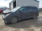 2019 Toyota Sienna SE