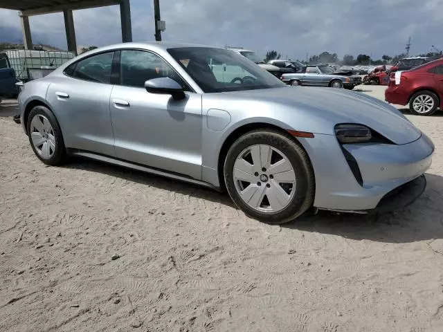 2021 Porsche Taycan