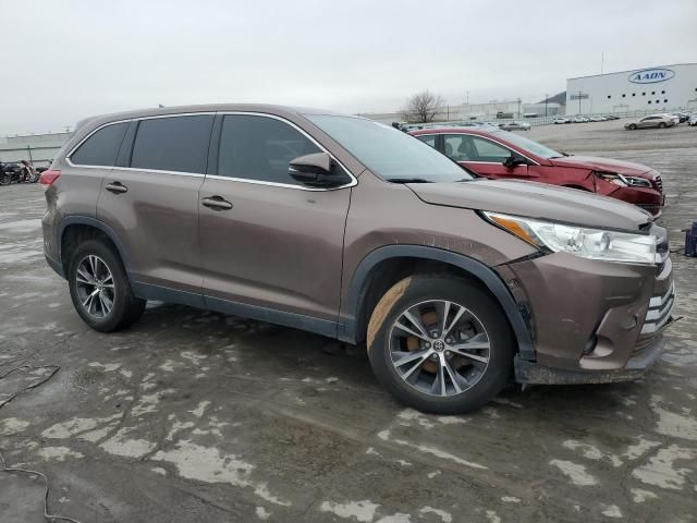 2019 Toyota Highlander LE