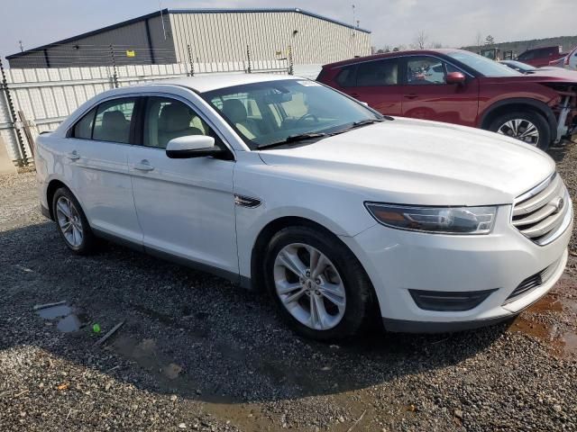 2016 Ford Taurus SEL