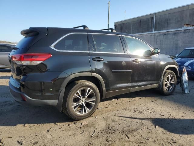 2019 Toyota Highlander LE