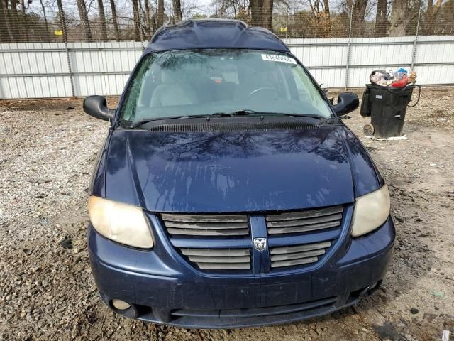 2005 Dodge Grand Caravan SXT