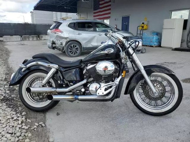 2003 Honda VT750 CDA