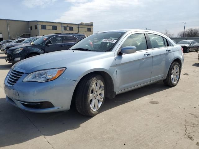 2013 Chrysler 200 Touring