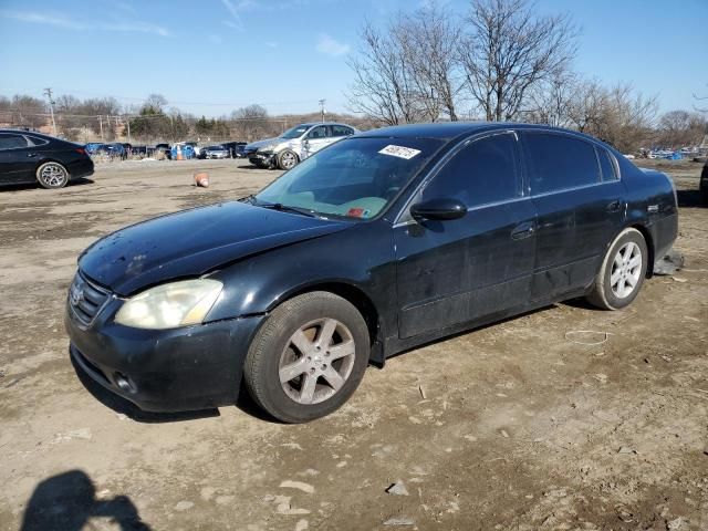 2004 Nissan Altima Base