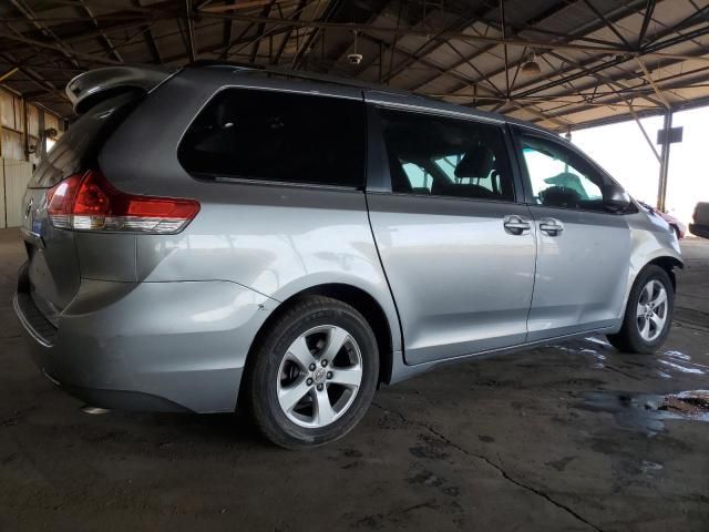 2012 Toyota Sienna LE