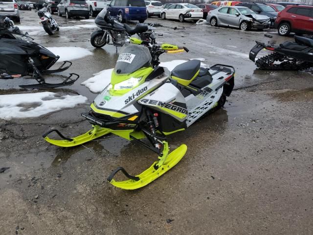 2018 Skidoo 2018 Skidoo Renegade