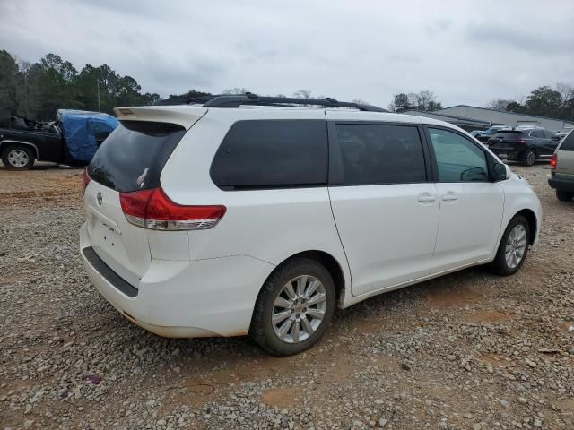 2012 Toyota Sienna LE