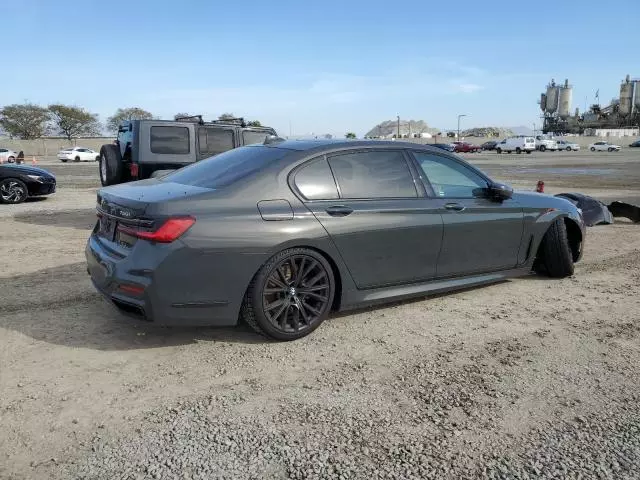 2022 BMW 750 XI