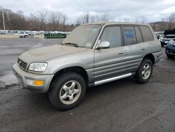 Salvage cars for sale from Copart Marlboro, NY: 2000 Toyota Rav4