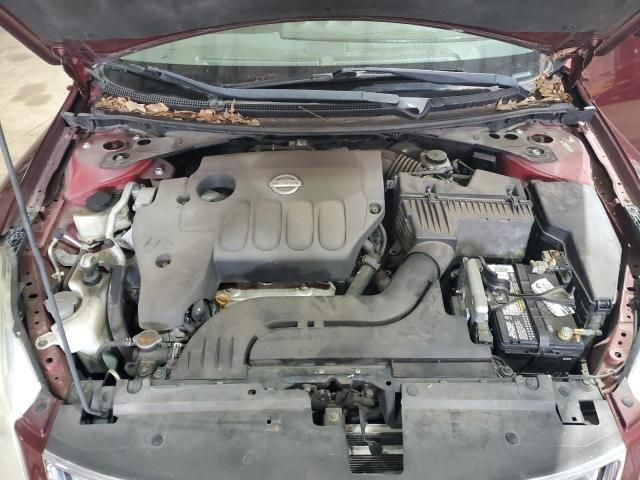 2010 Nissan Altima Base